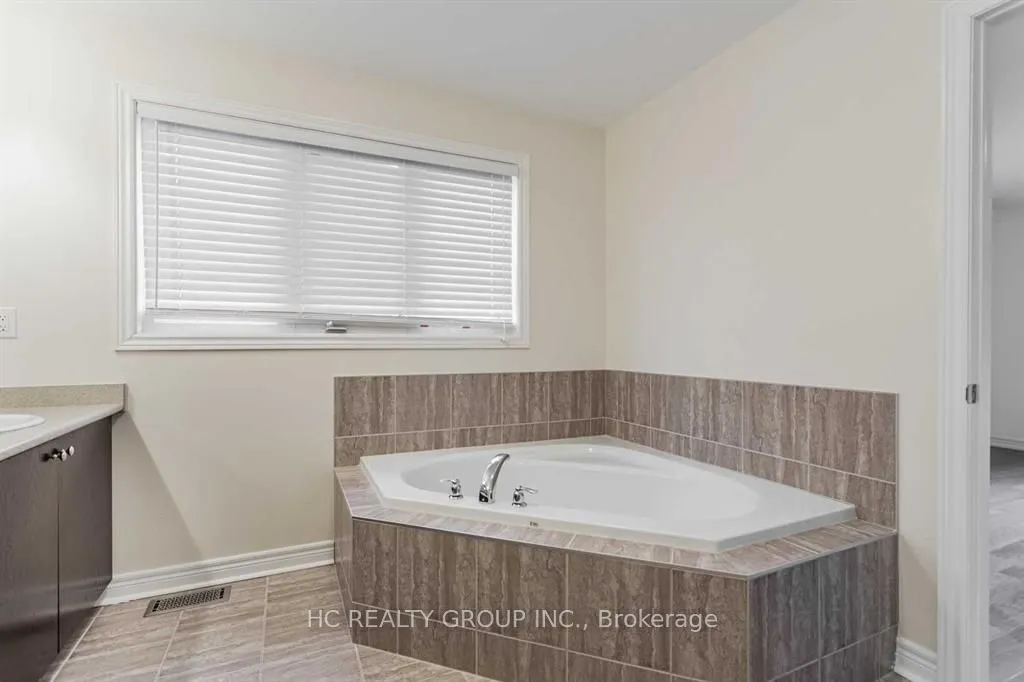 20 Tigertail Crescent