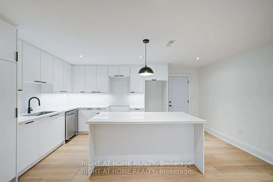 26375 Woodbine Ave Avenue