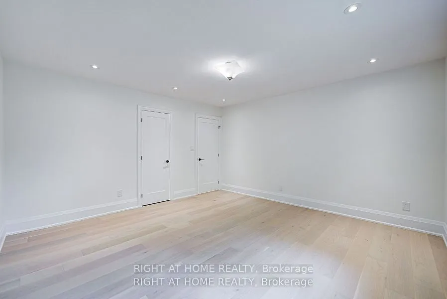 26375 Woodbine Ave Avenue