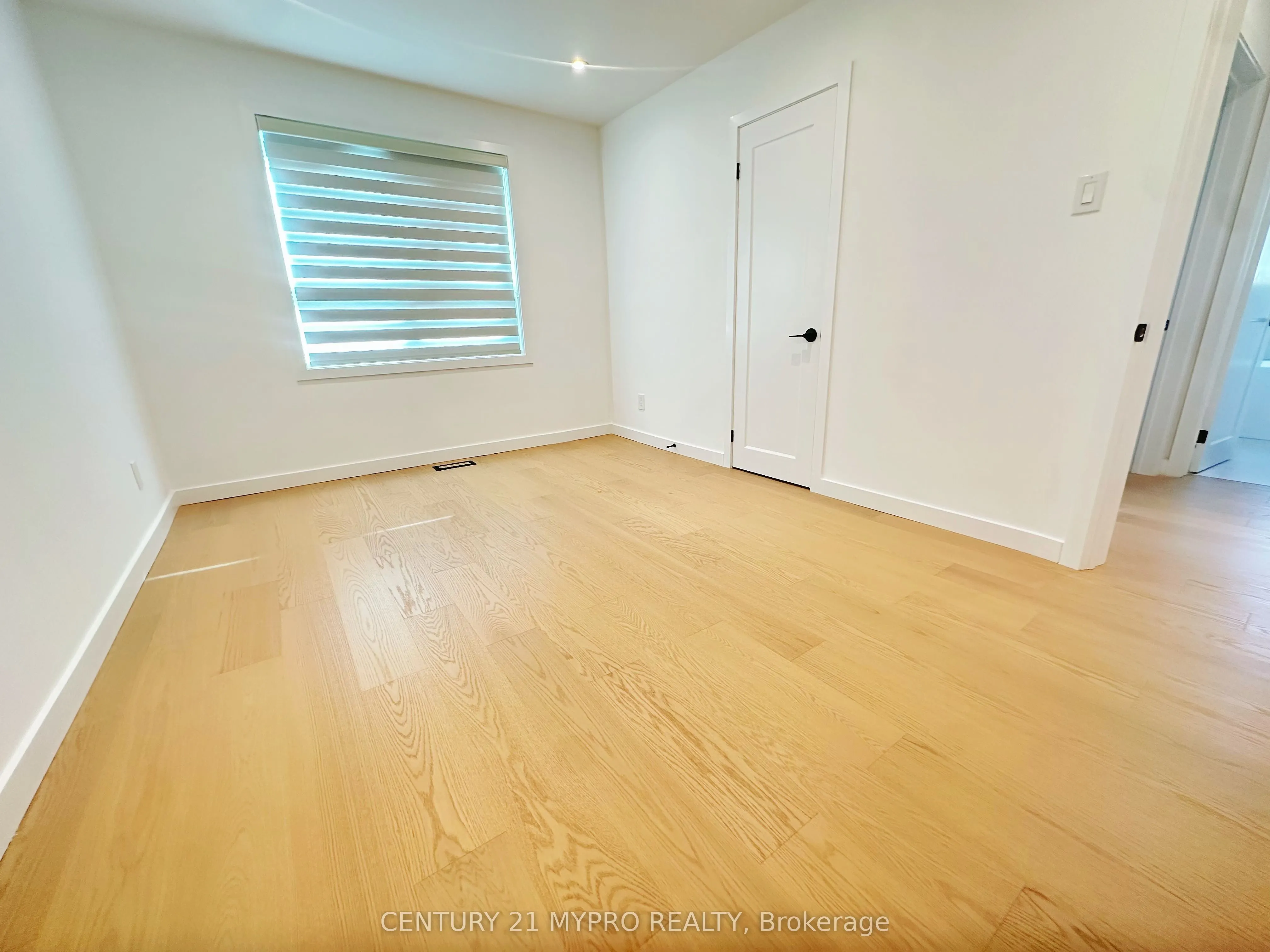 36 Rockport Crescent, #Main