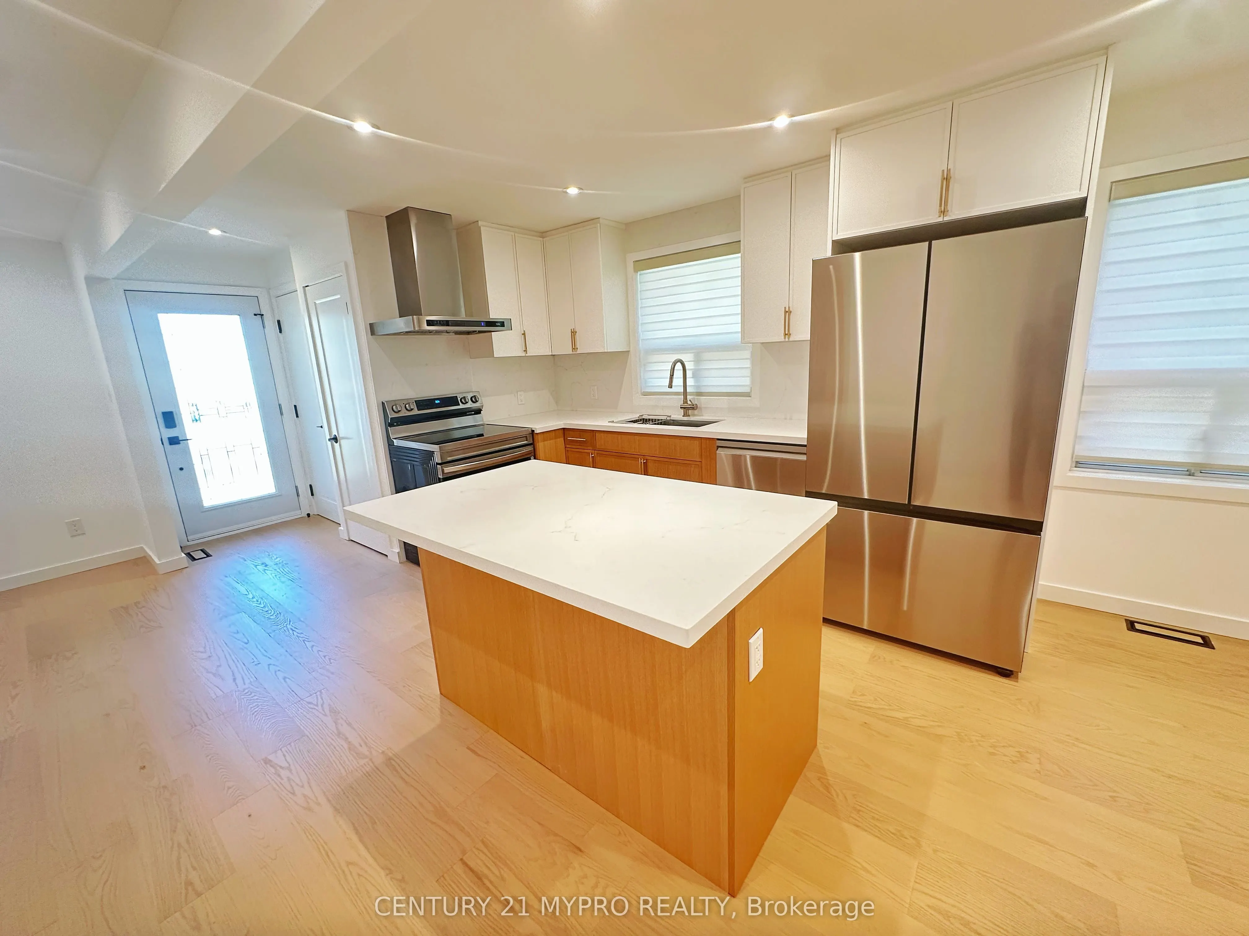 36 Rockport Crescent, #Main