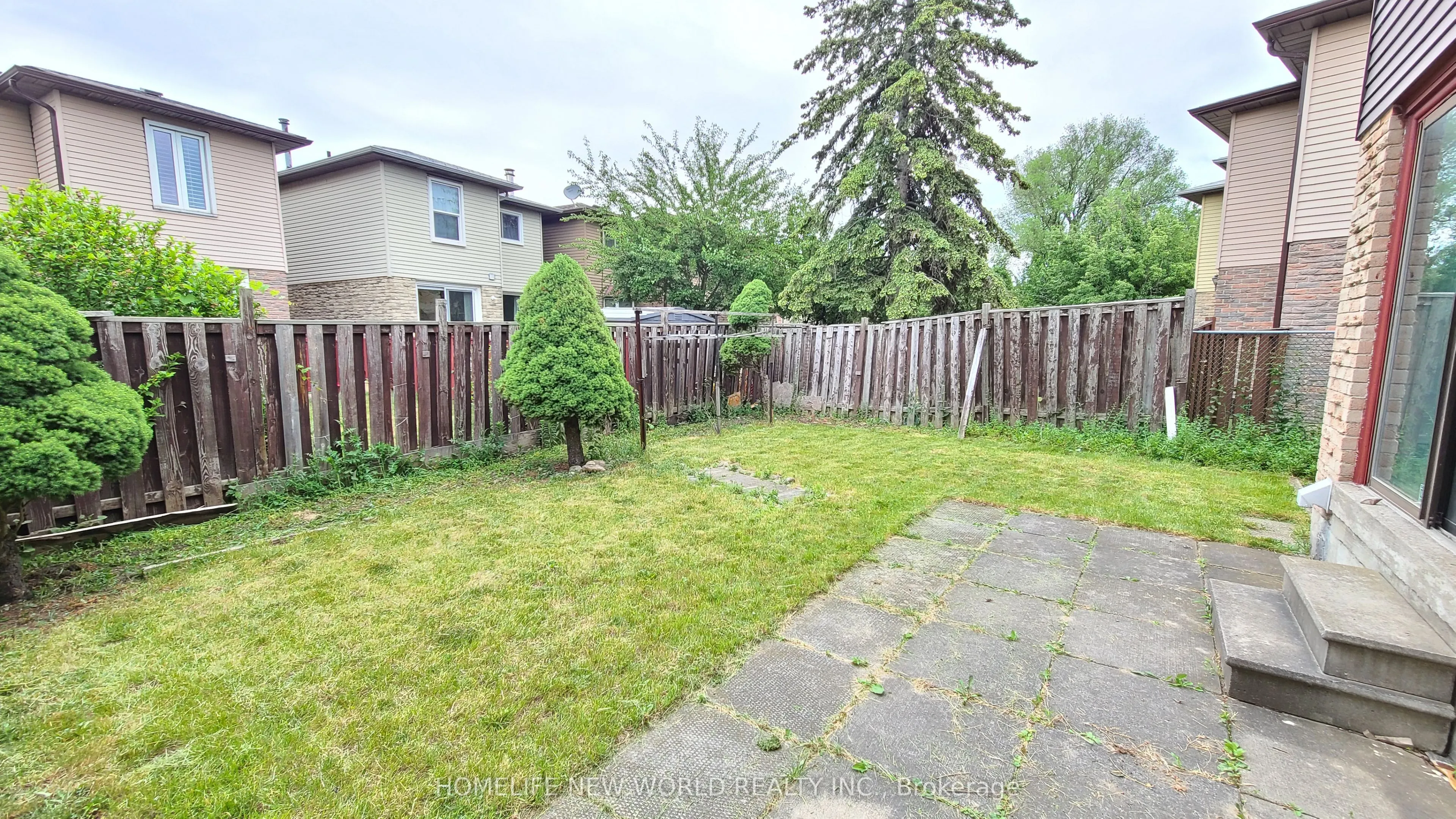 72 Pepperell Crescent