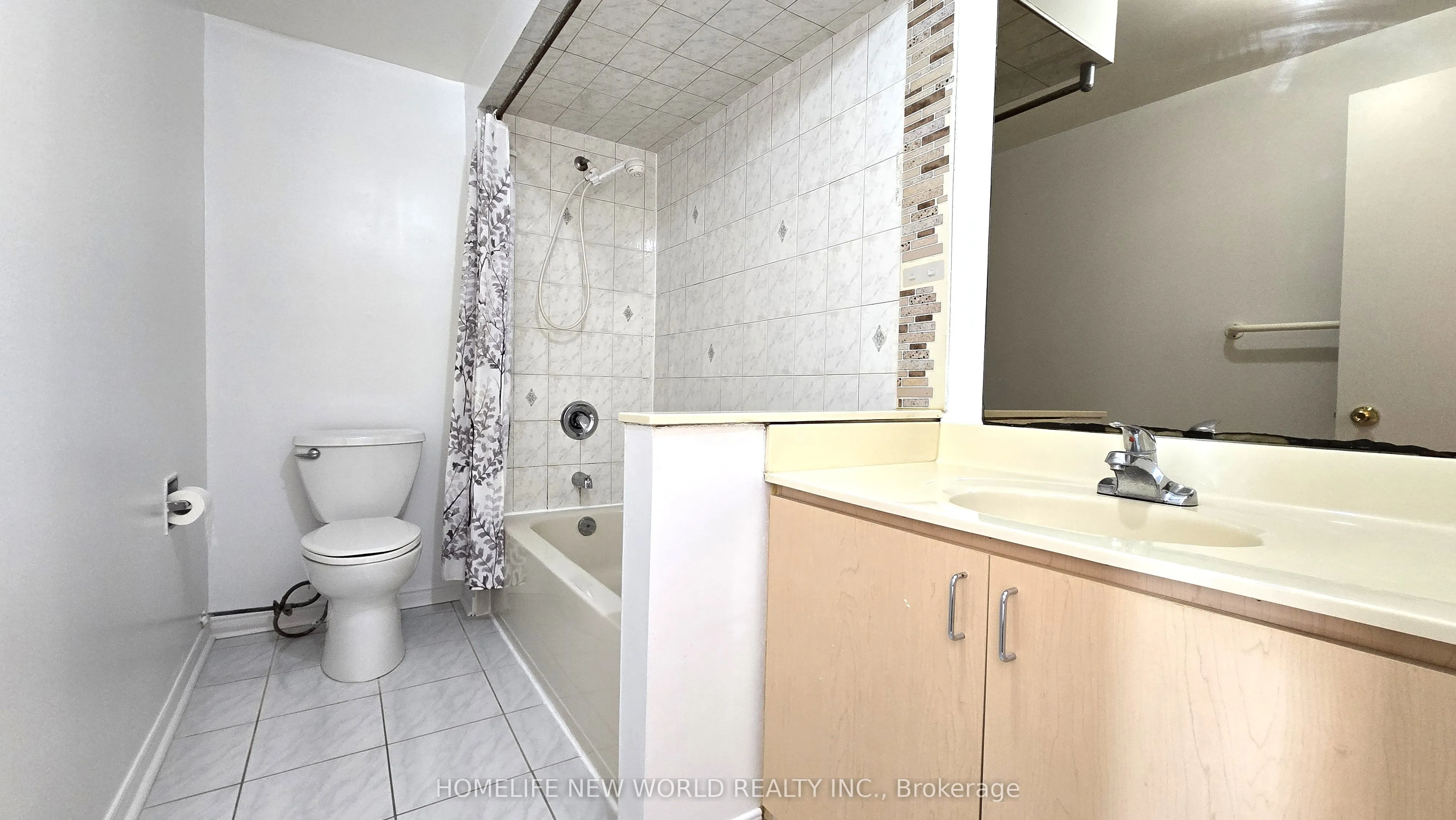 72 Pepperell Crescent