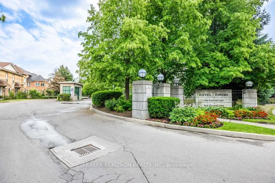 5 Emerald Lane, #204