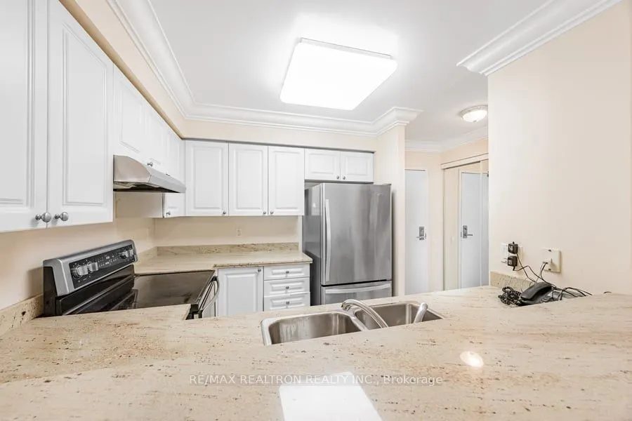 5 Emerald Lane, #204