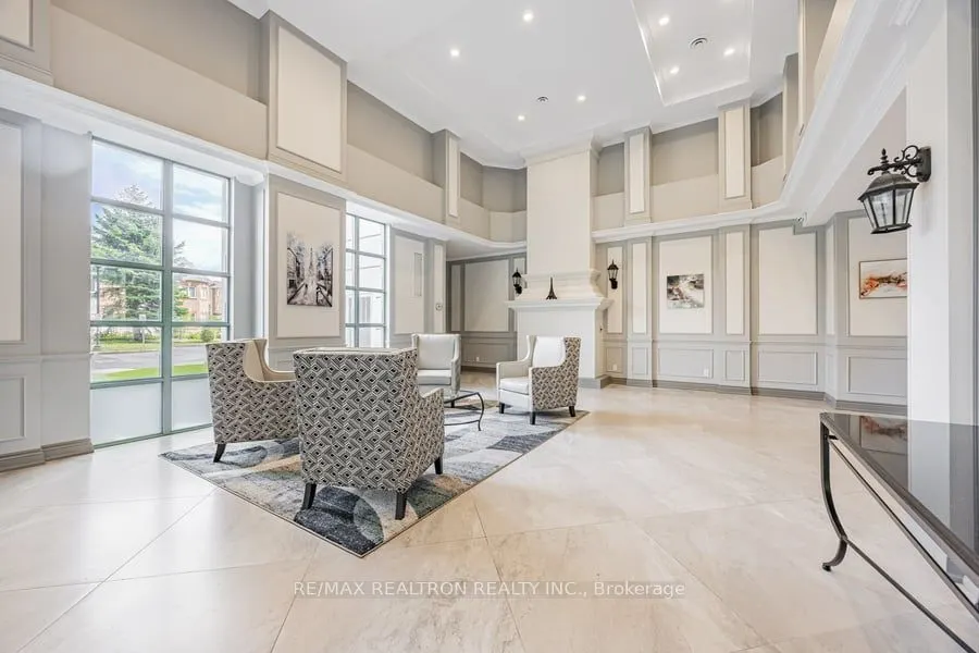 5 Emerald Lane, #204