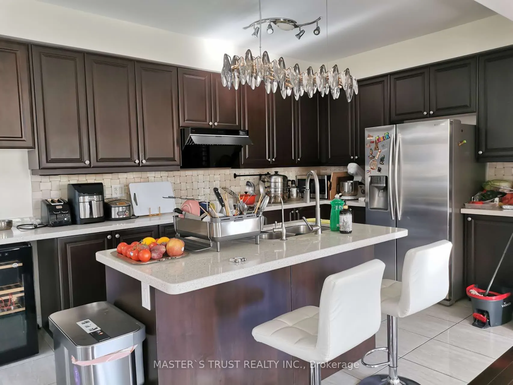 16 William Bartlett Drive