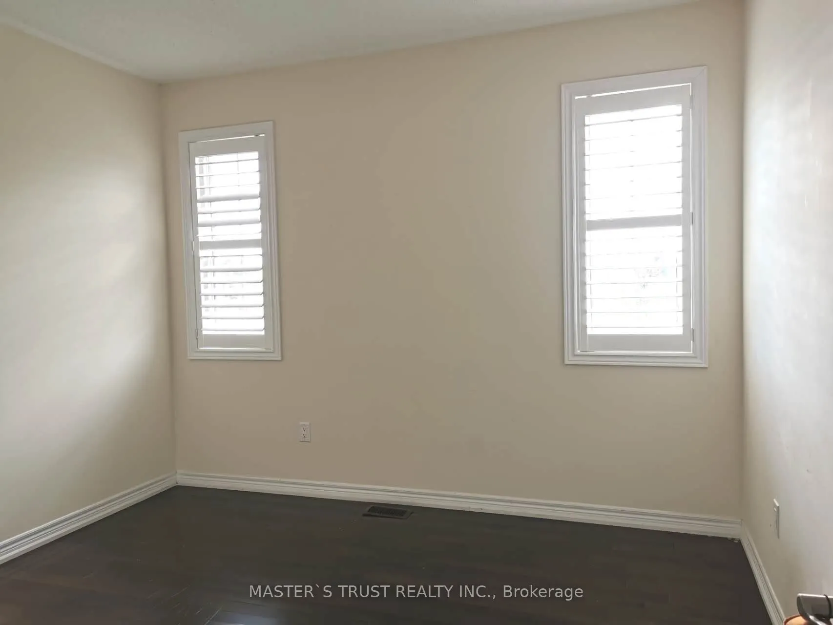 16 William Bartlett Drive