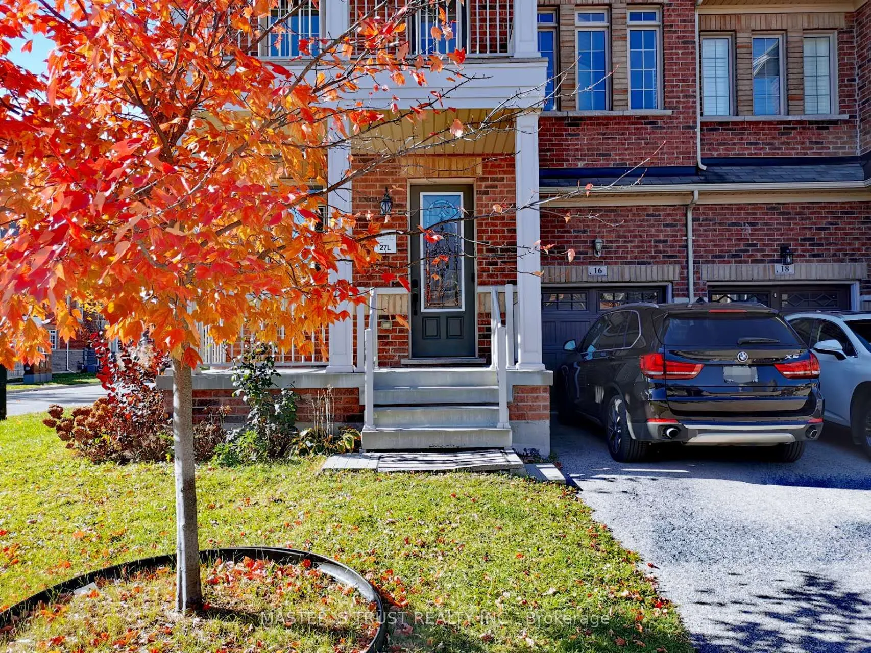 16 William Bartlett Drive