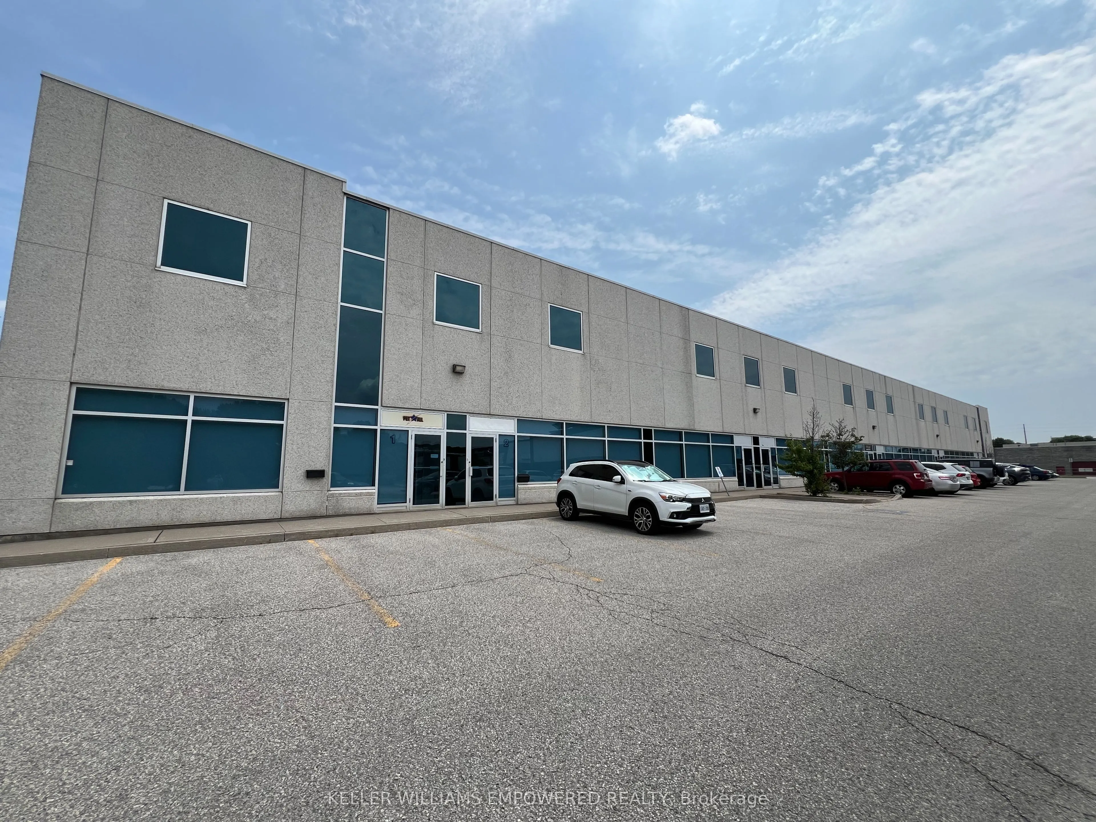 85 Royal Crest Court, #3