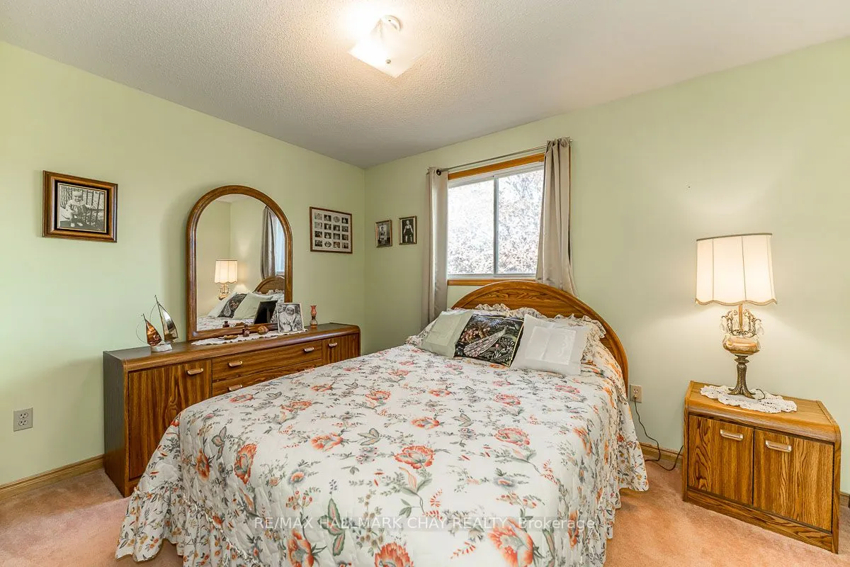 10 Riverley Lane, #2