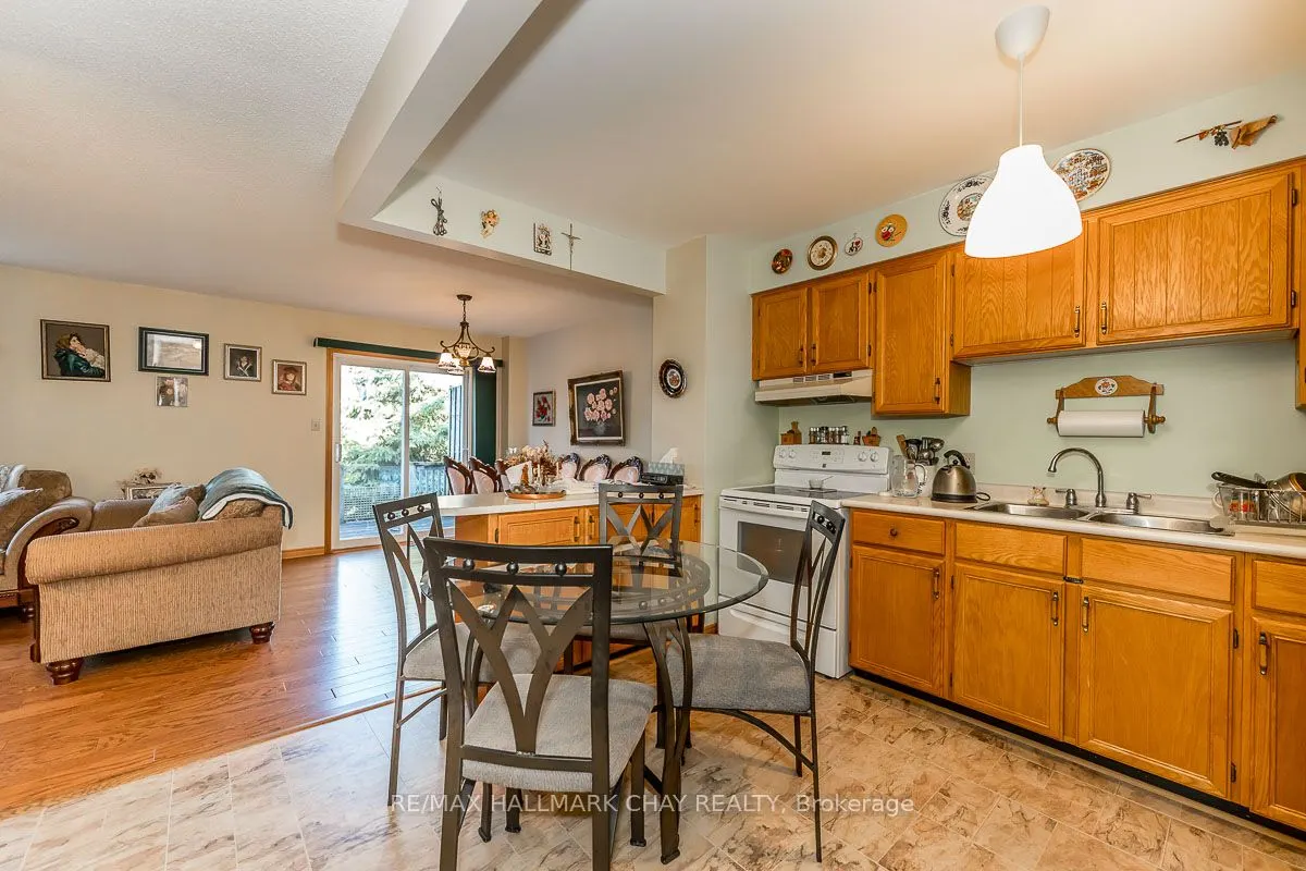 10 Riverley Lane, #2