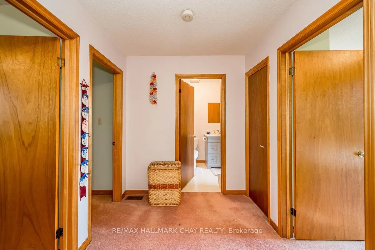 10 Riverley Lane, #2