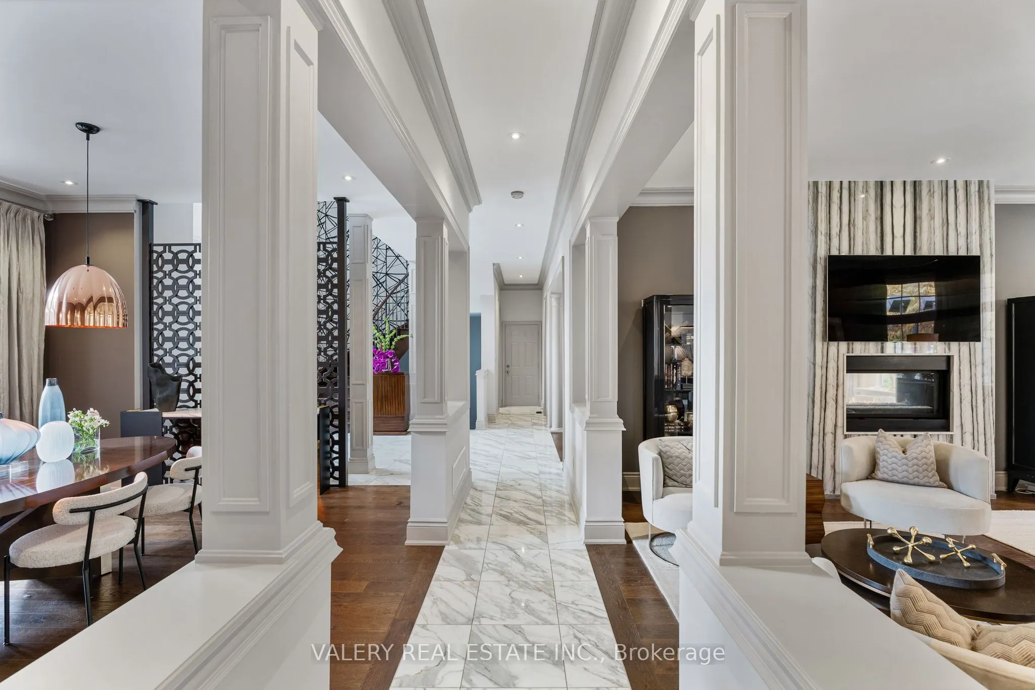 211 Grand Vellore Crescent