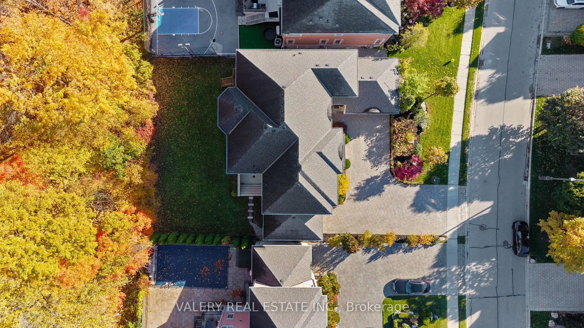 211 Grand Vellore Crescent