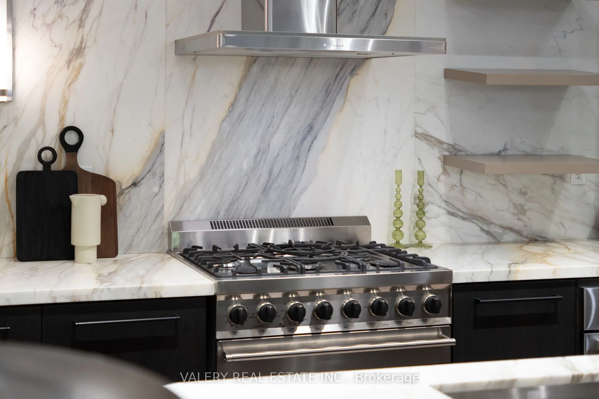 211 Grand Vellore Crescent