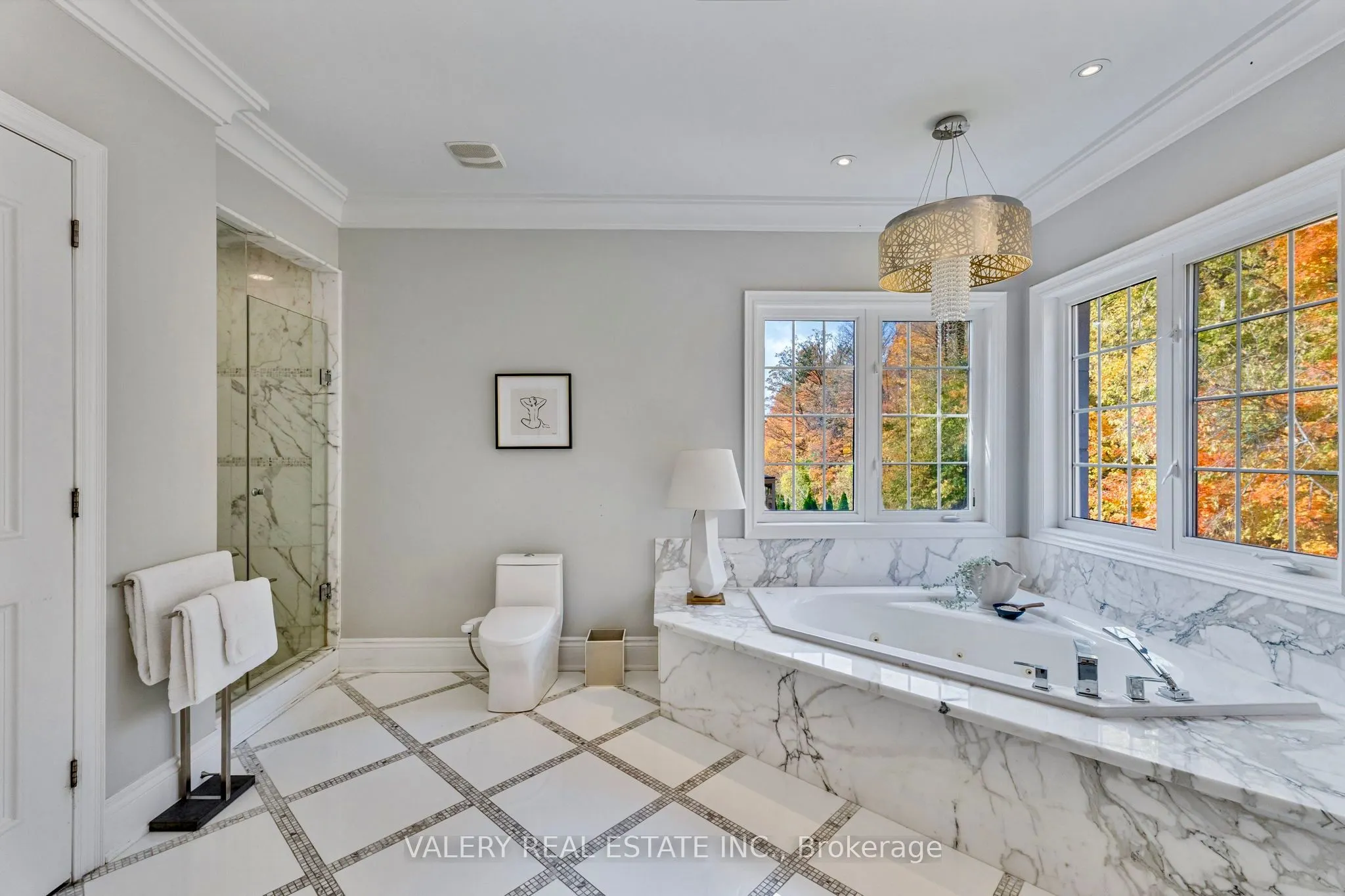 211 Grand Vellore Crescent