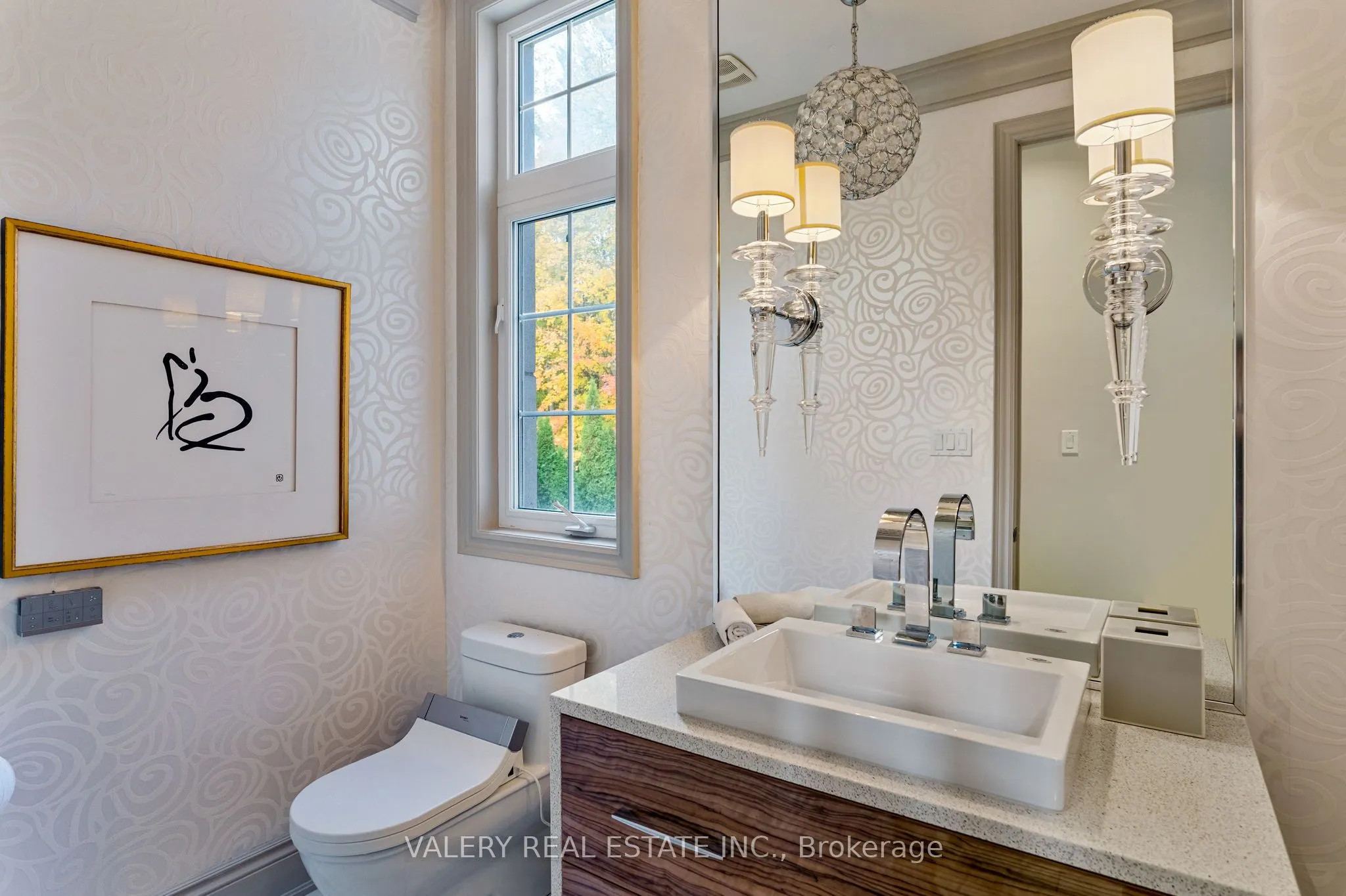 211 Grand Vellore Crescent