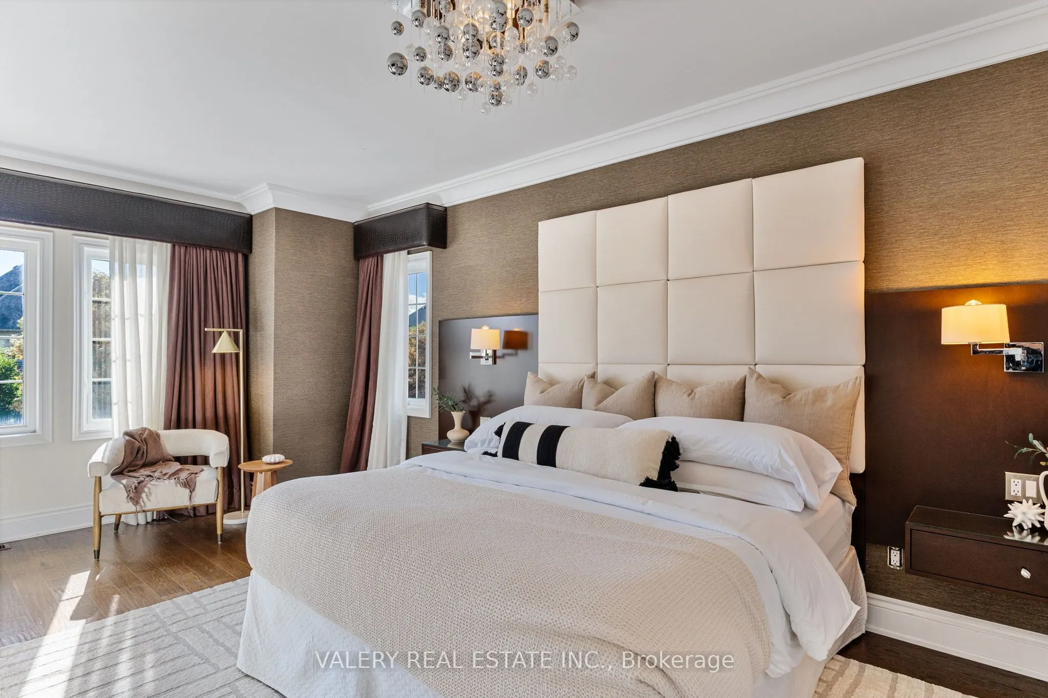 211 Grand Vellore Crescent