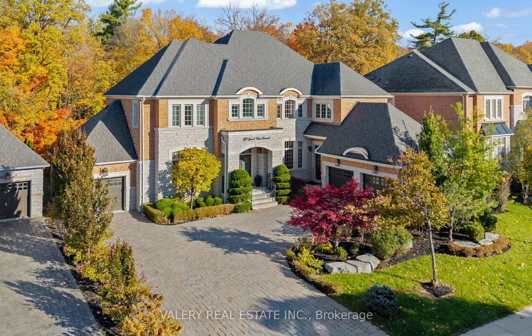 211 Grand Vellore Crescent