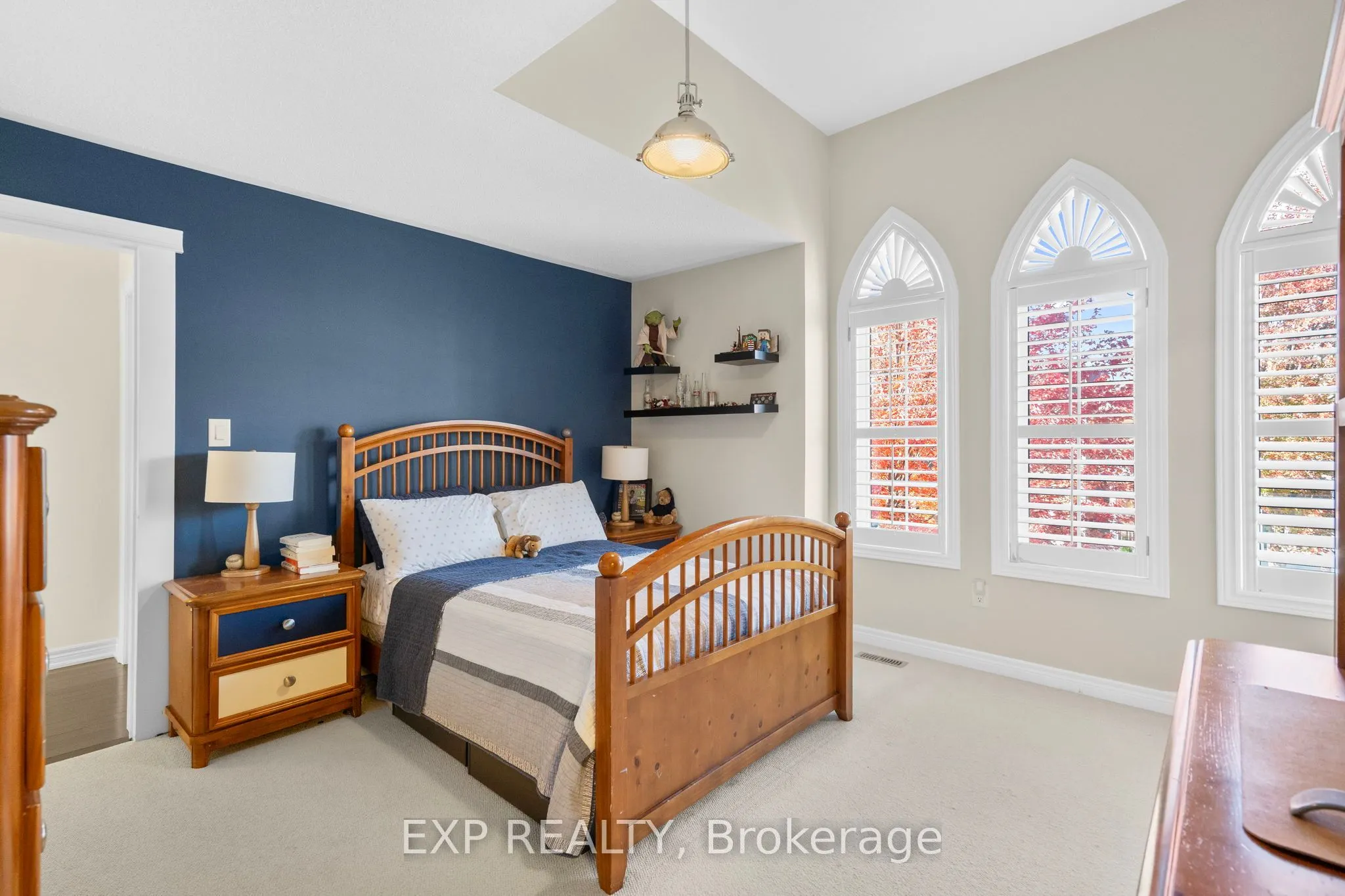 101 Smoothwater Terrace