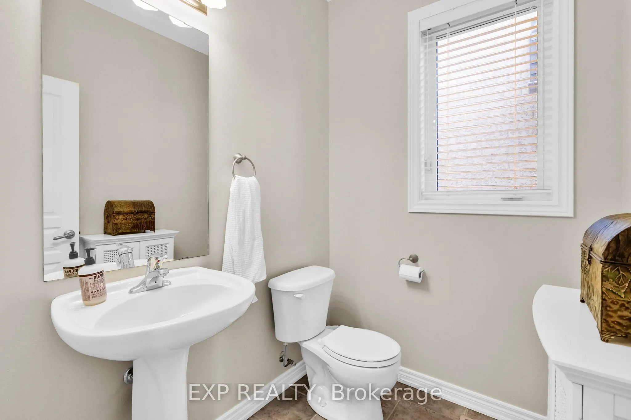 101 Smoothwater Terrace