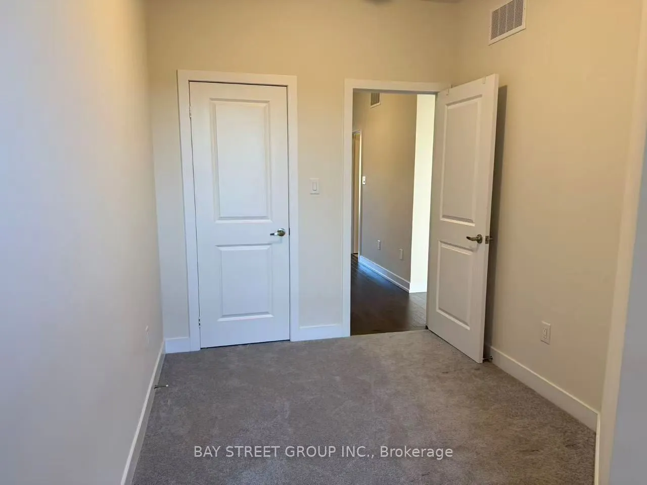 96 Stauffer Crescent