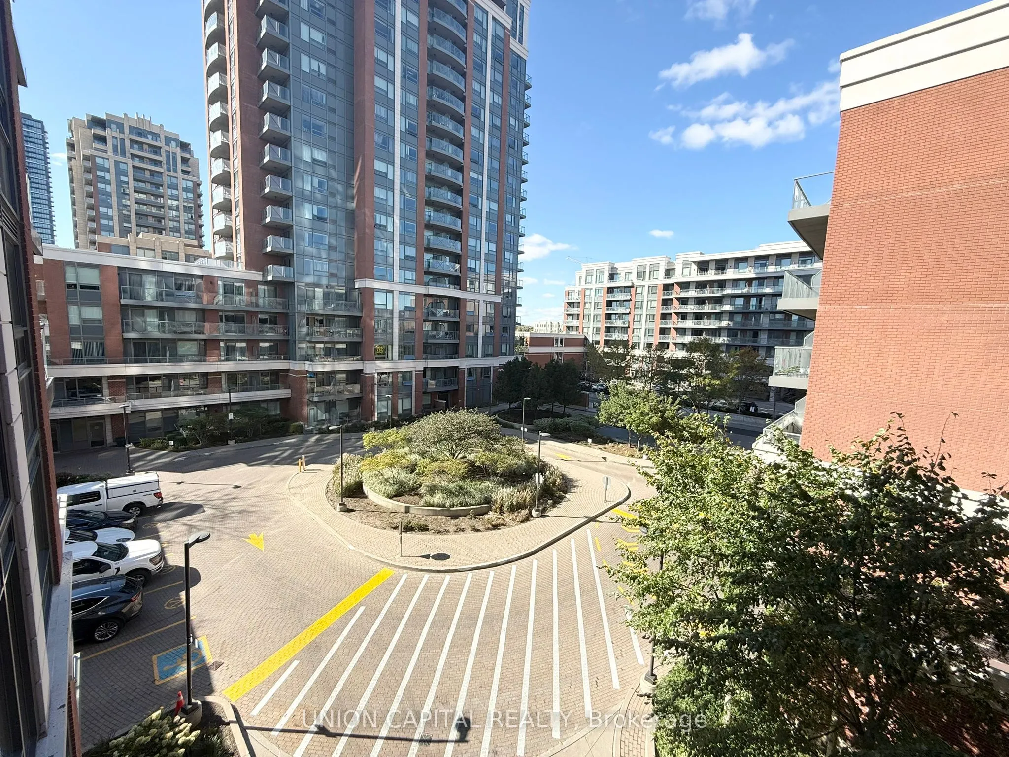 8200 BIRCHMOUNT Road, #503