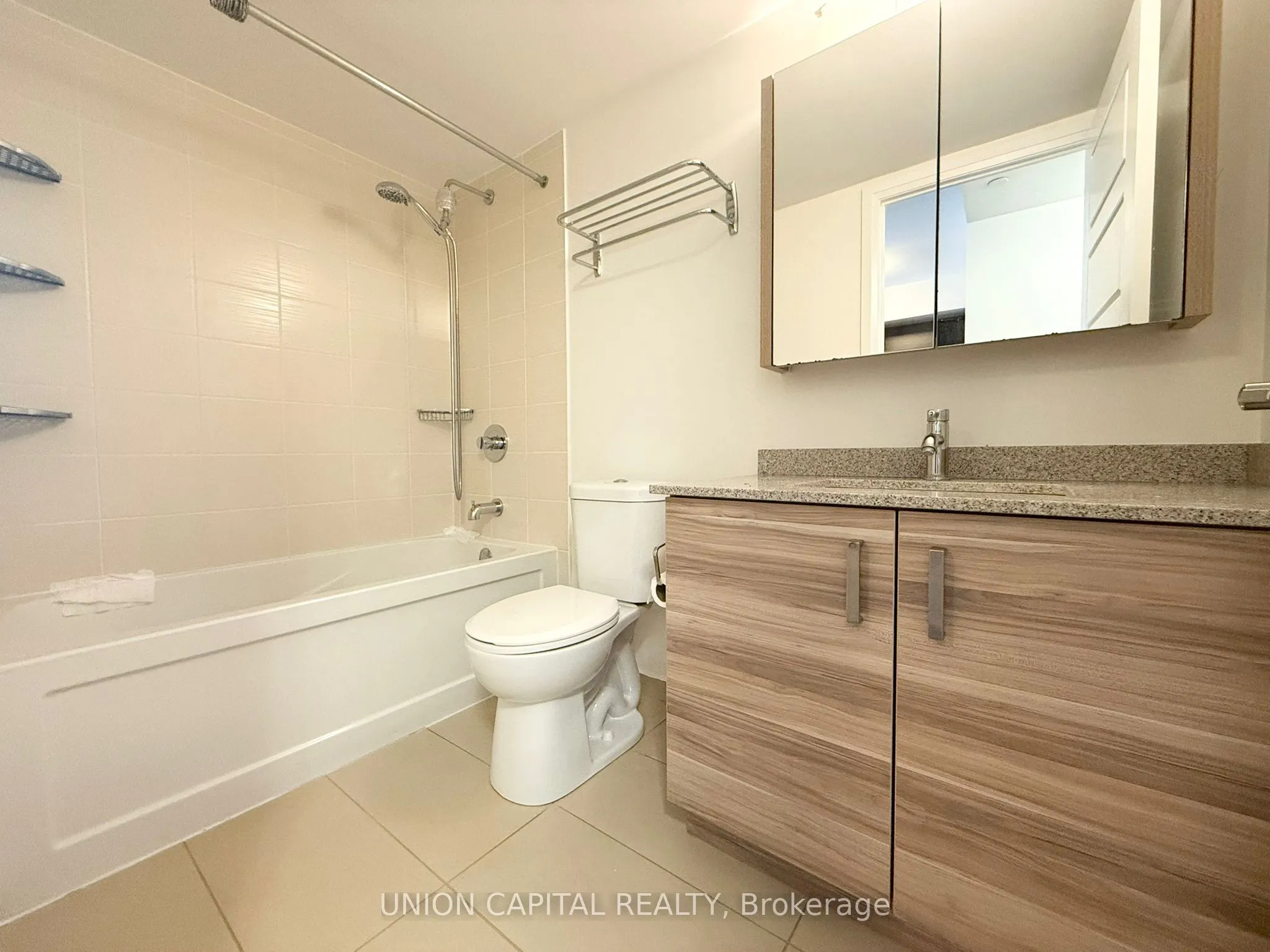 8200 BIRCHMOUNT Road, #503