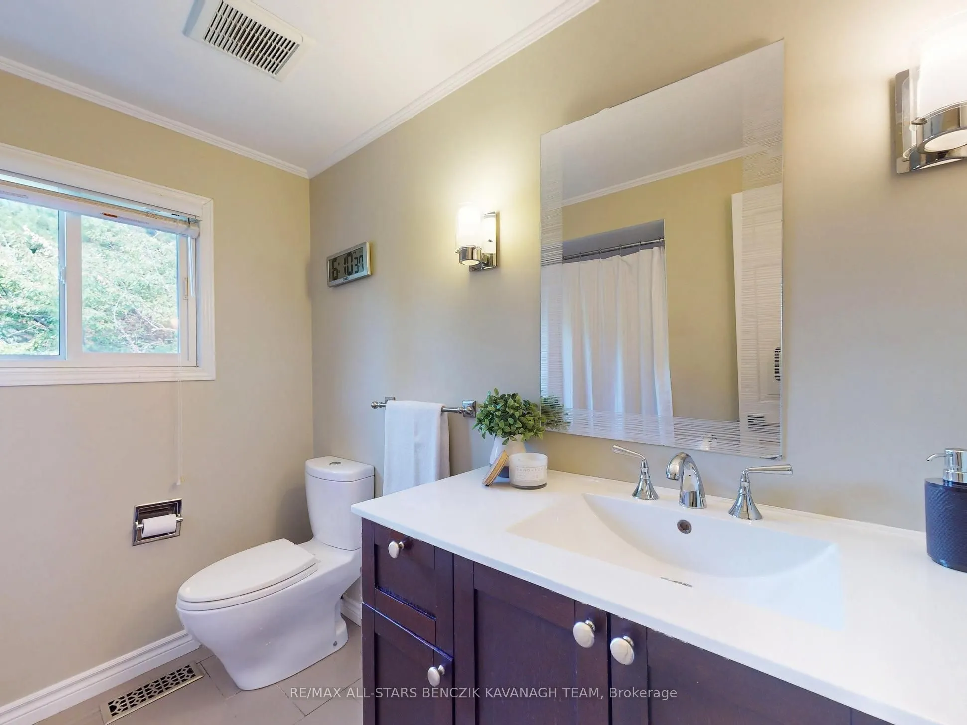 93 Sir Lancelot Drive