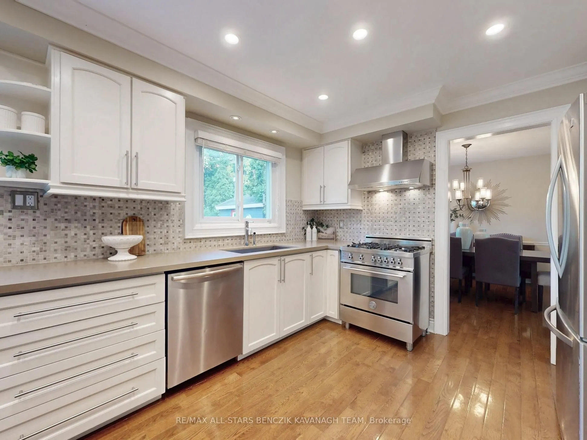 93 Sir Lancelot Drive