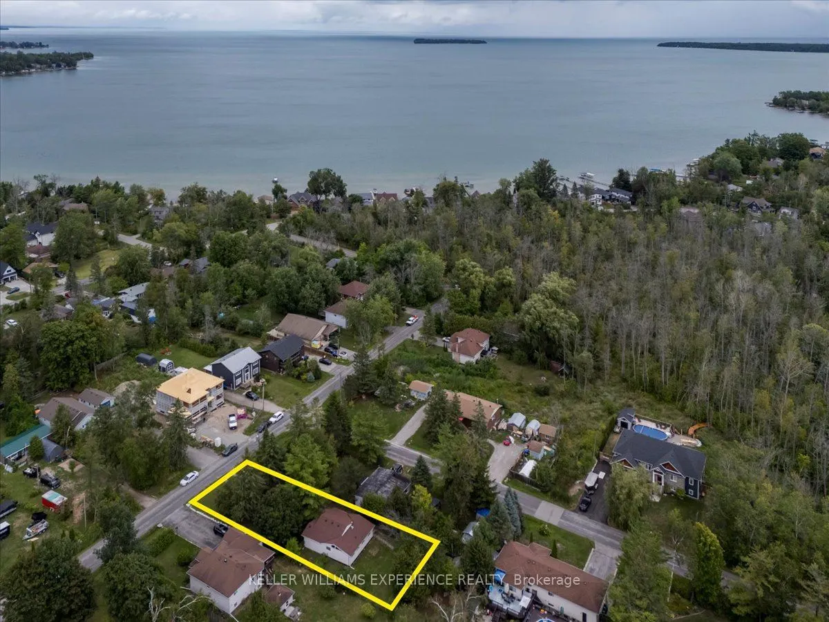 865 Blackwoods Avenue