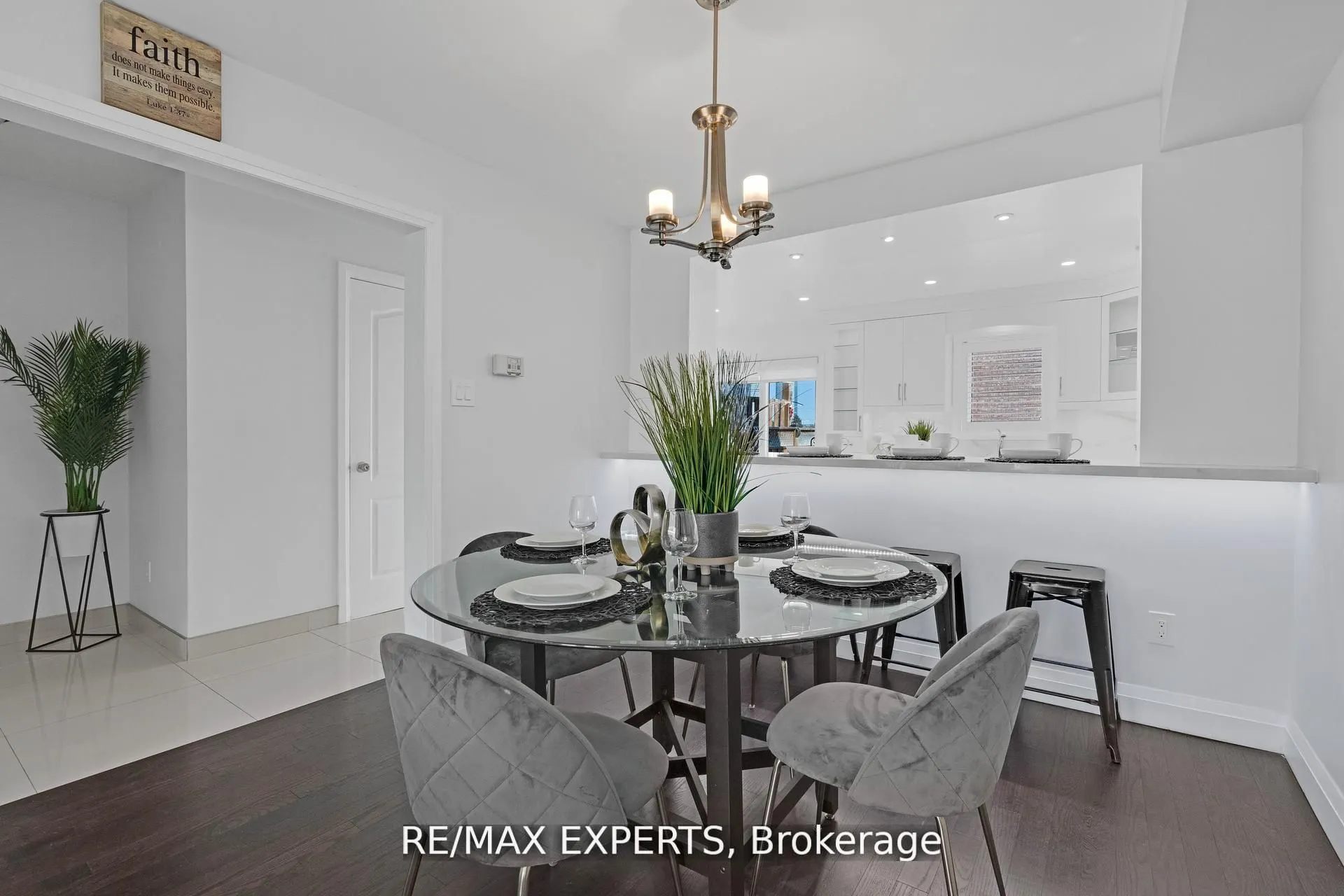 19 Foxchase Avenue, #32