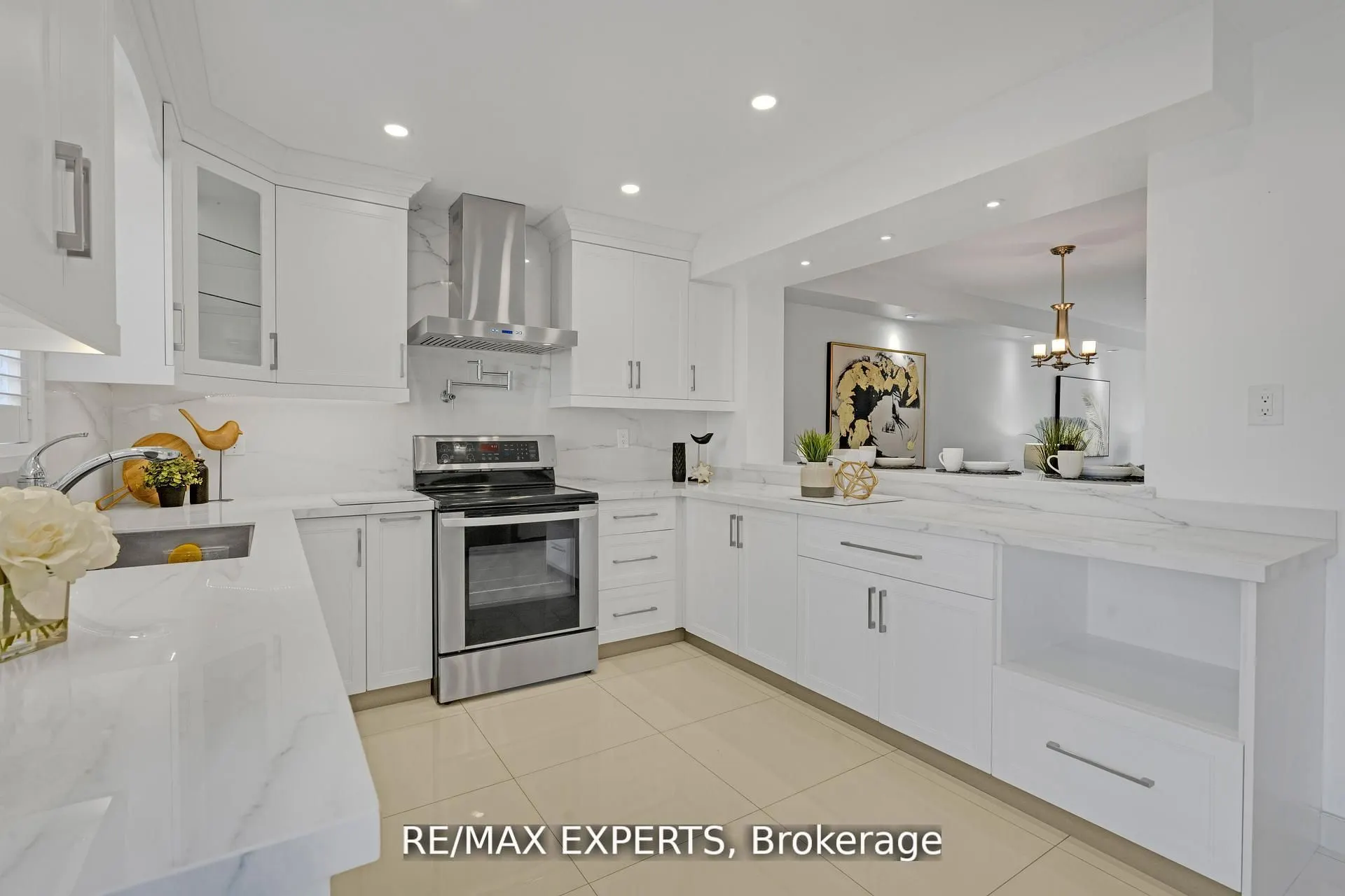 19 Foxchase Avenue, #32