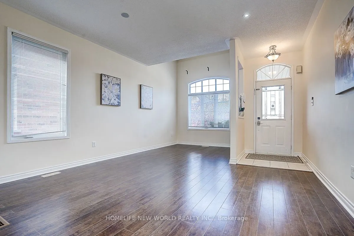 582 Fred Mclaren Boulevard