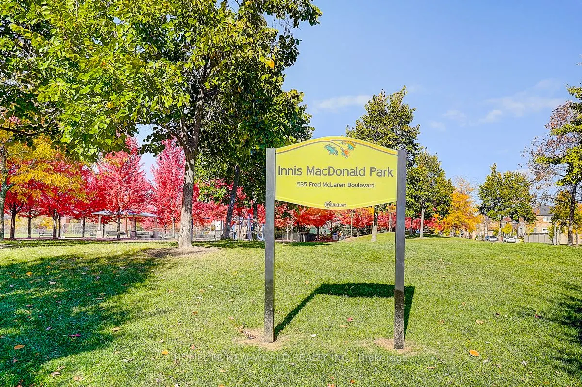 582 Fred Mclaren Boulevard