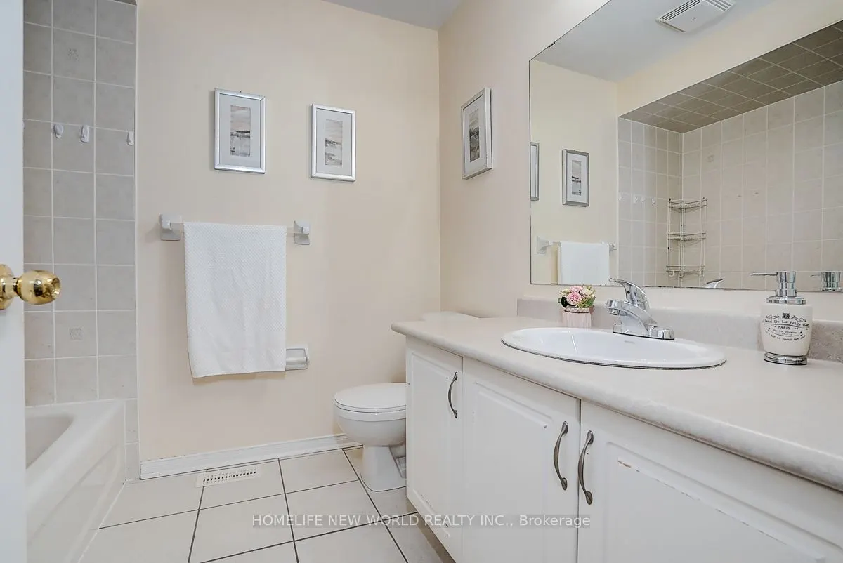 582 Fred Mclaren Boulevard