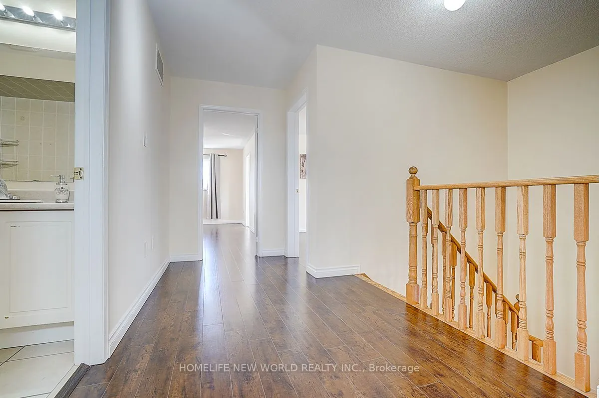 582 Fred Mclaren Boulevard