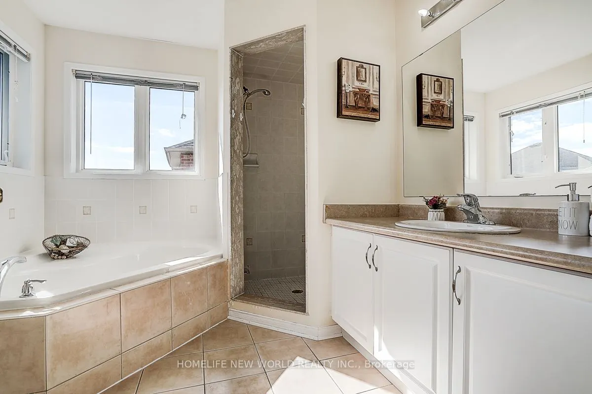 582 Fred Mclaren Boulevard