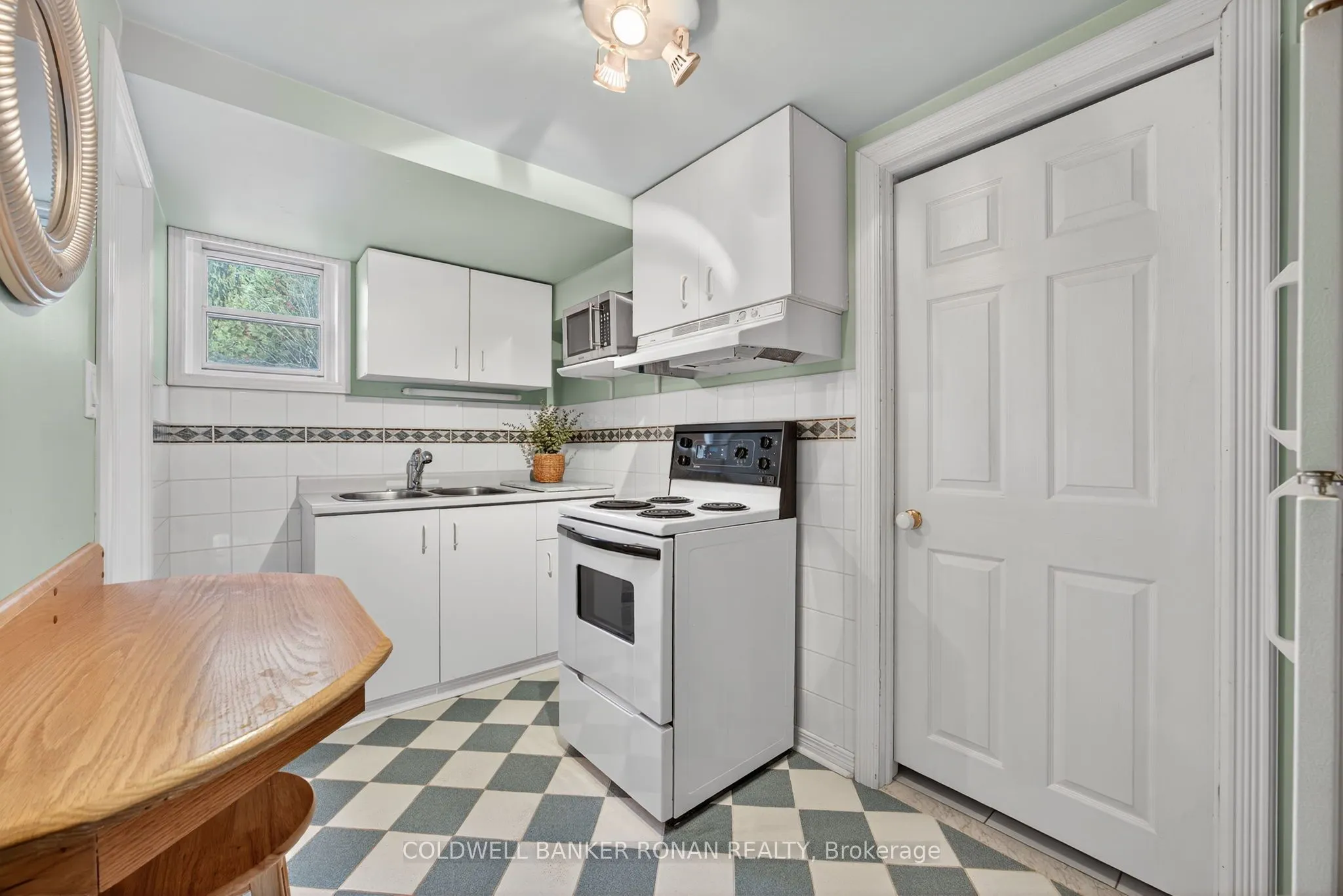 2738 Concession Rd 4