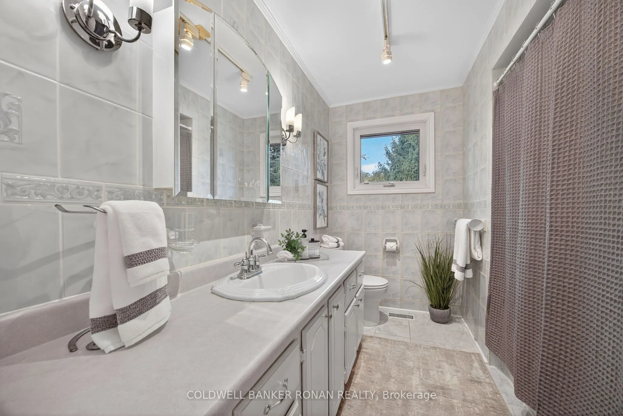 2738 Concession Rd 4