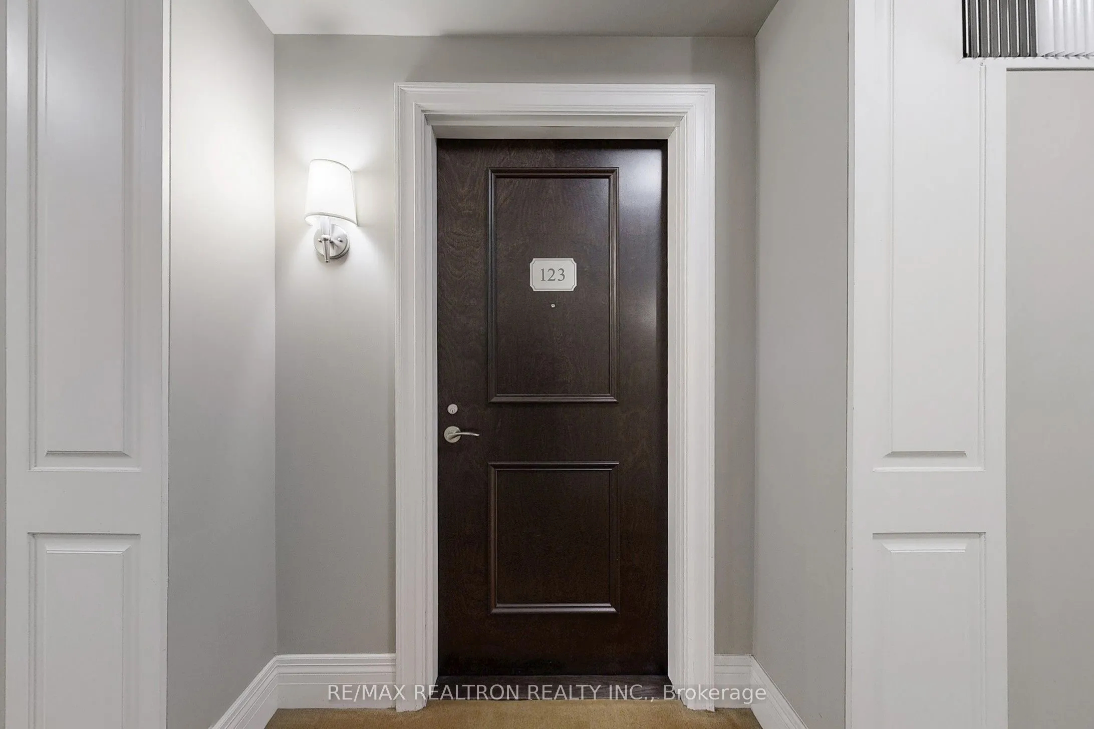 80 Burns Boulevard N, #123