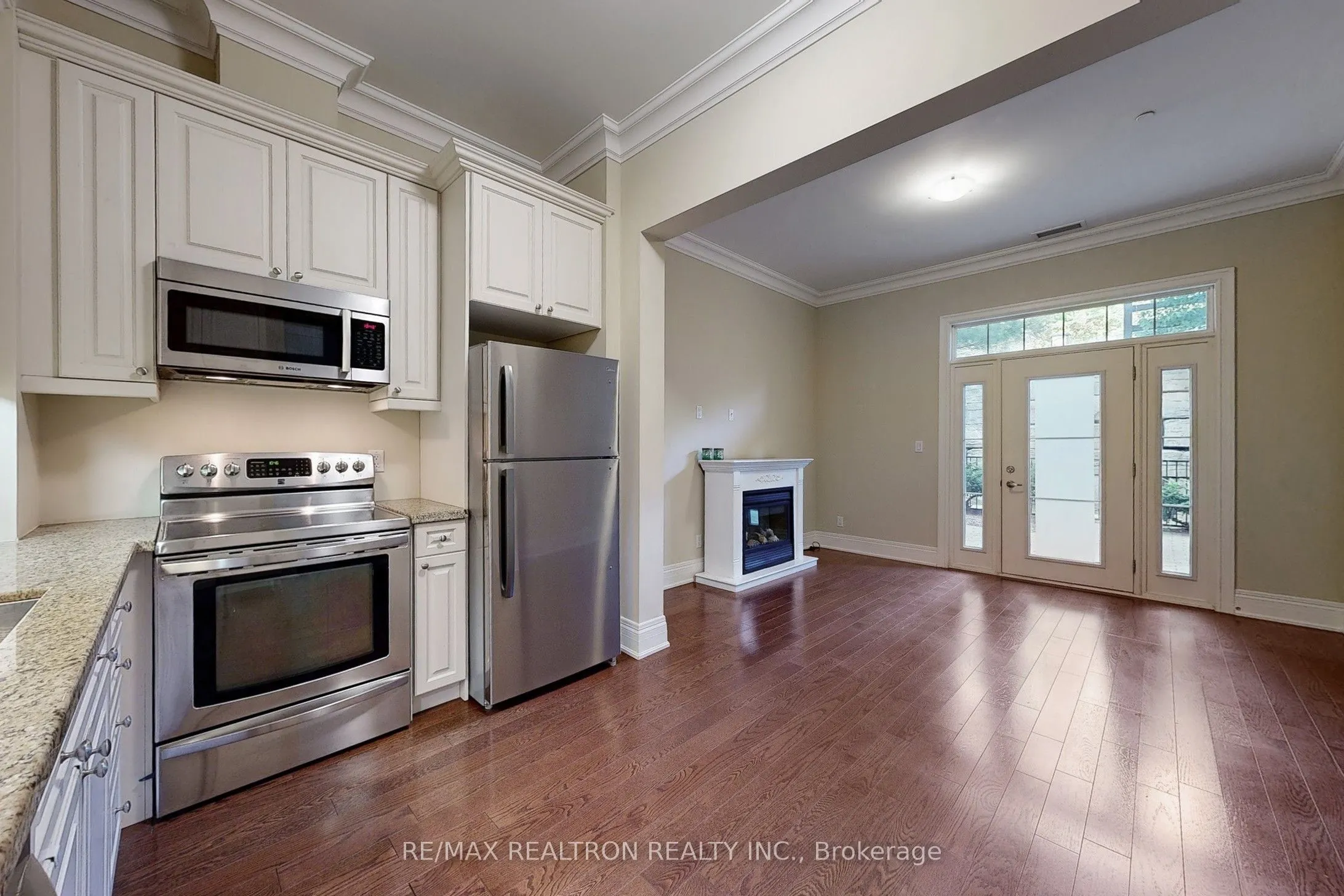 80 Burns Boulevard N, #123