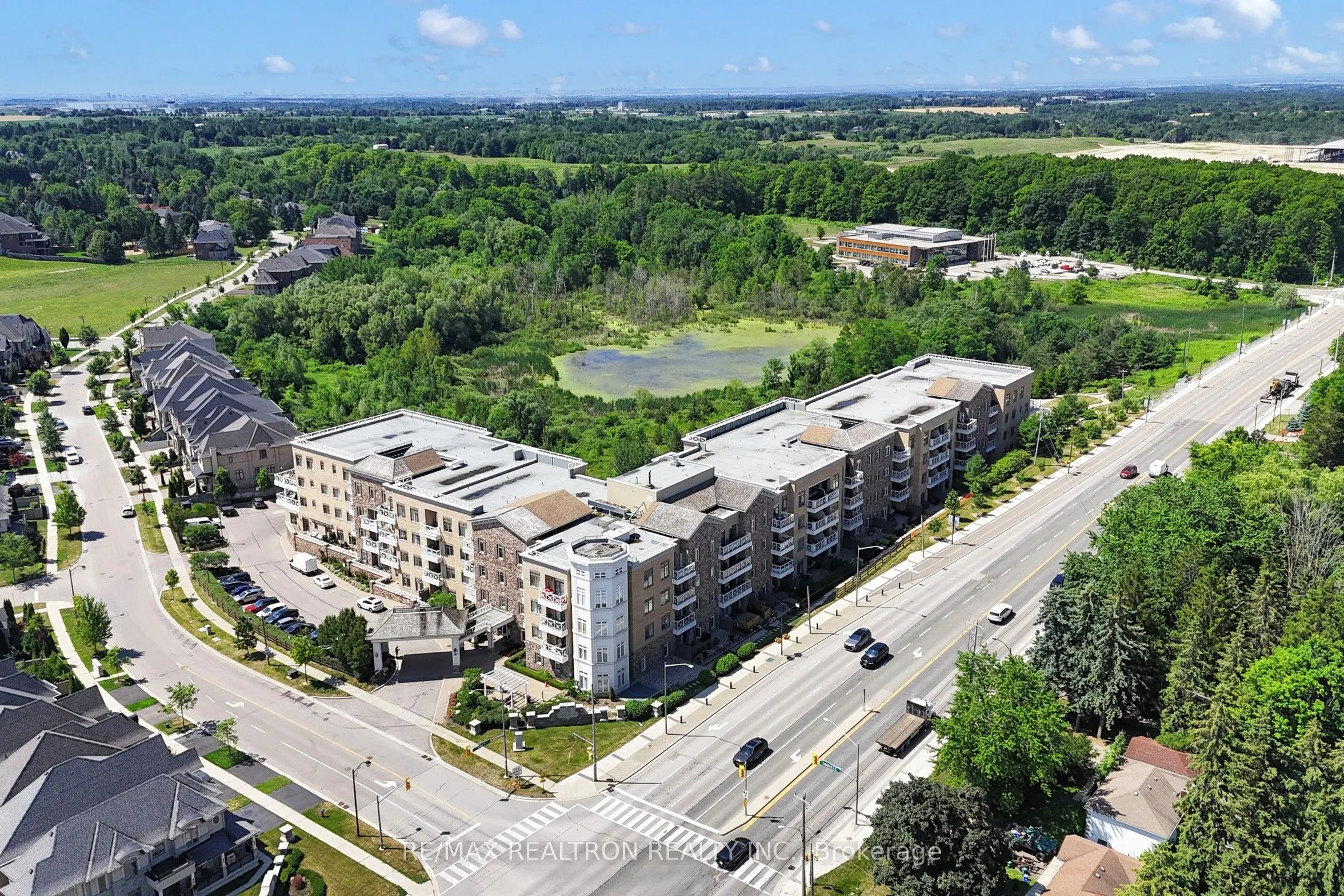 80 Burns Boulevard N, #123