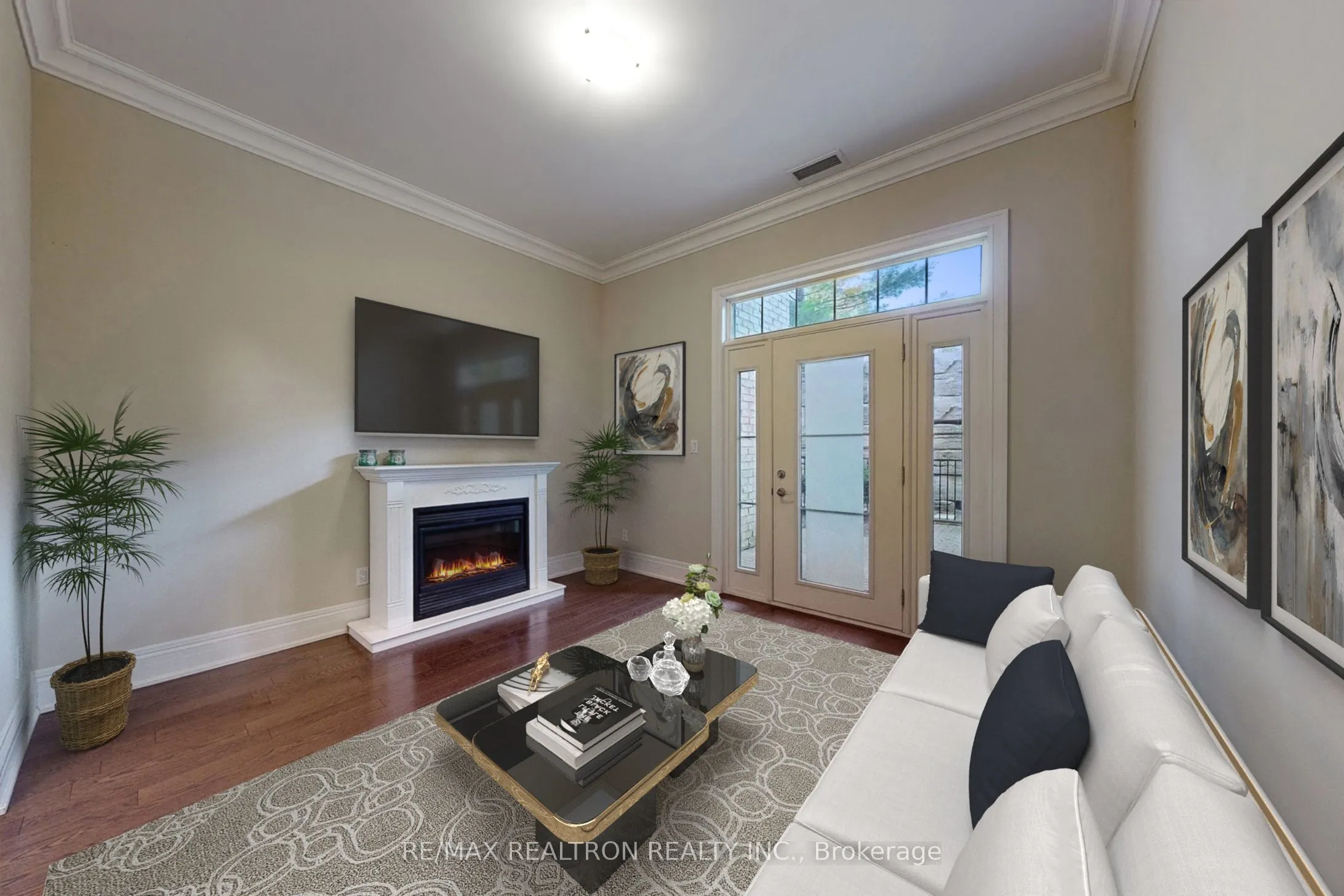 80 Burns Boulevard N, #123