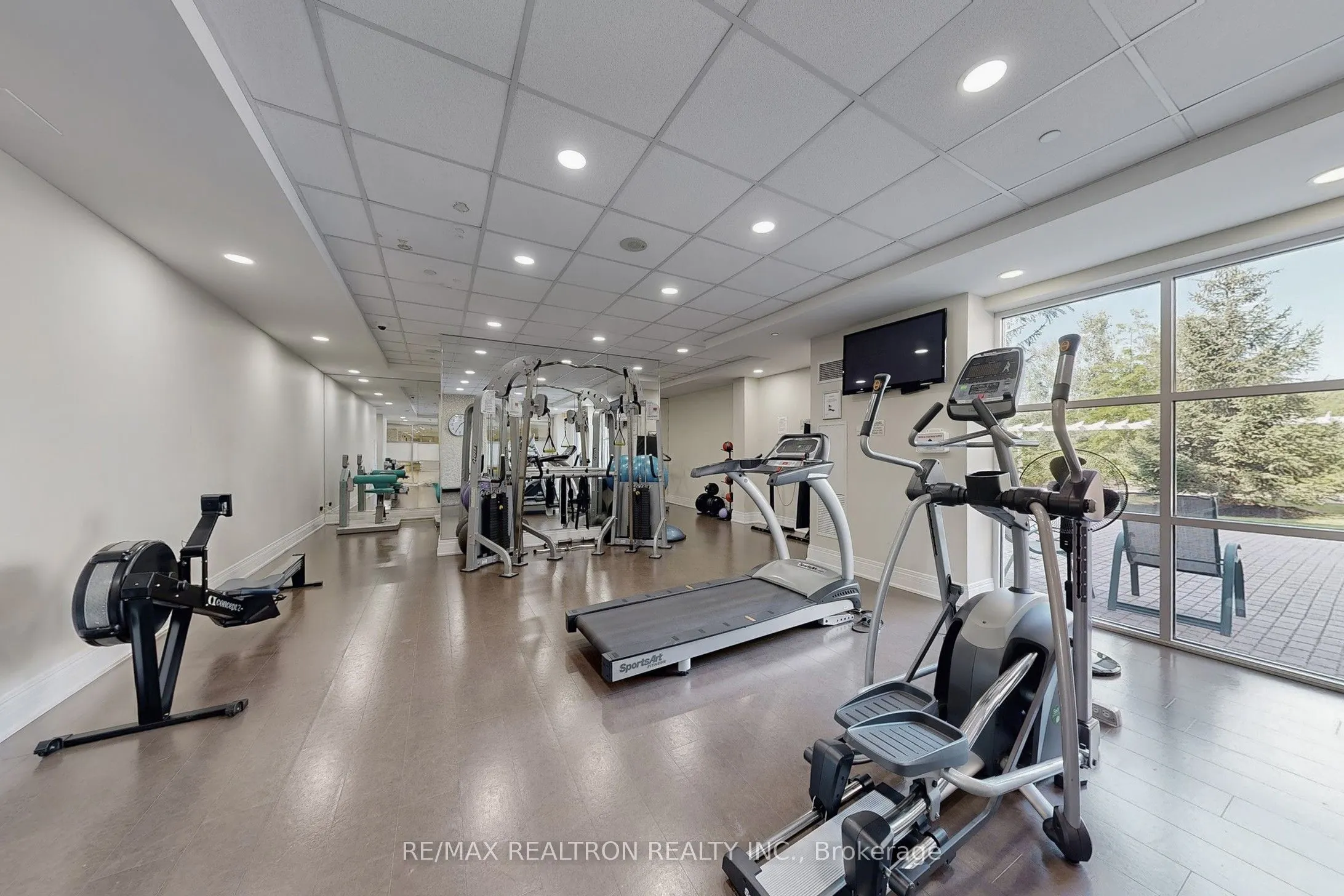 80 Burns Boulevard N, #123