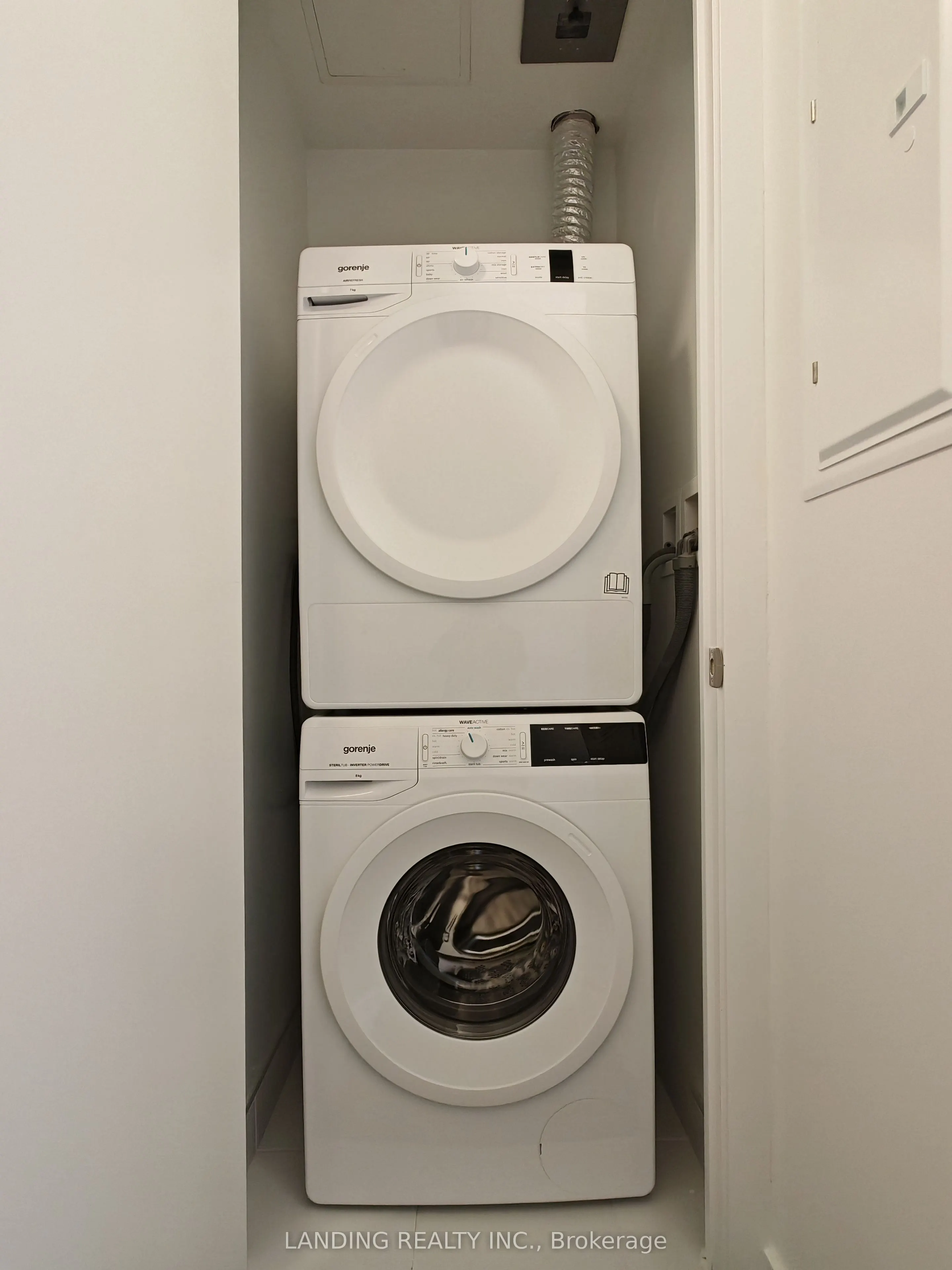 8888 Yonge Street, #805