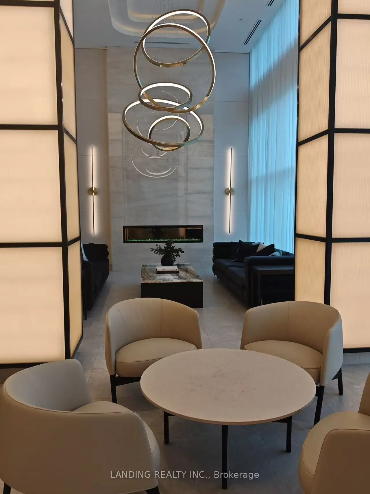 8888 Yonge Street, #805