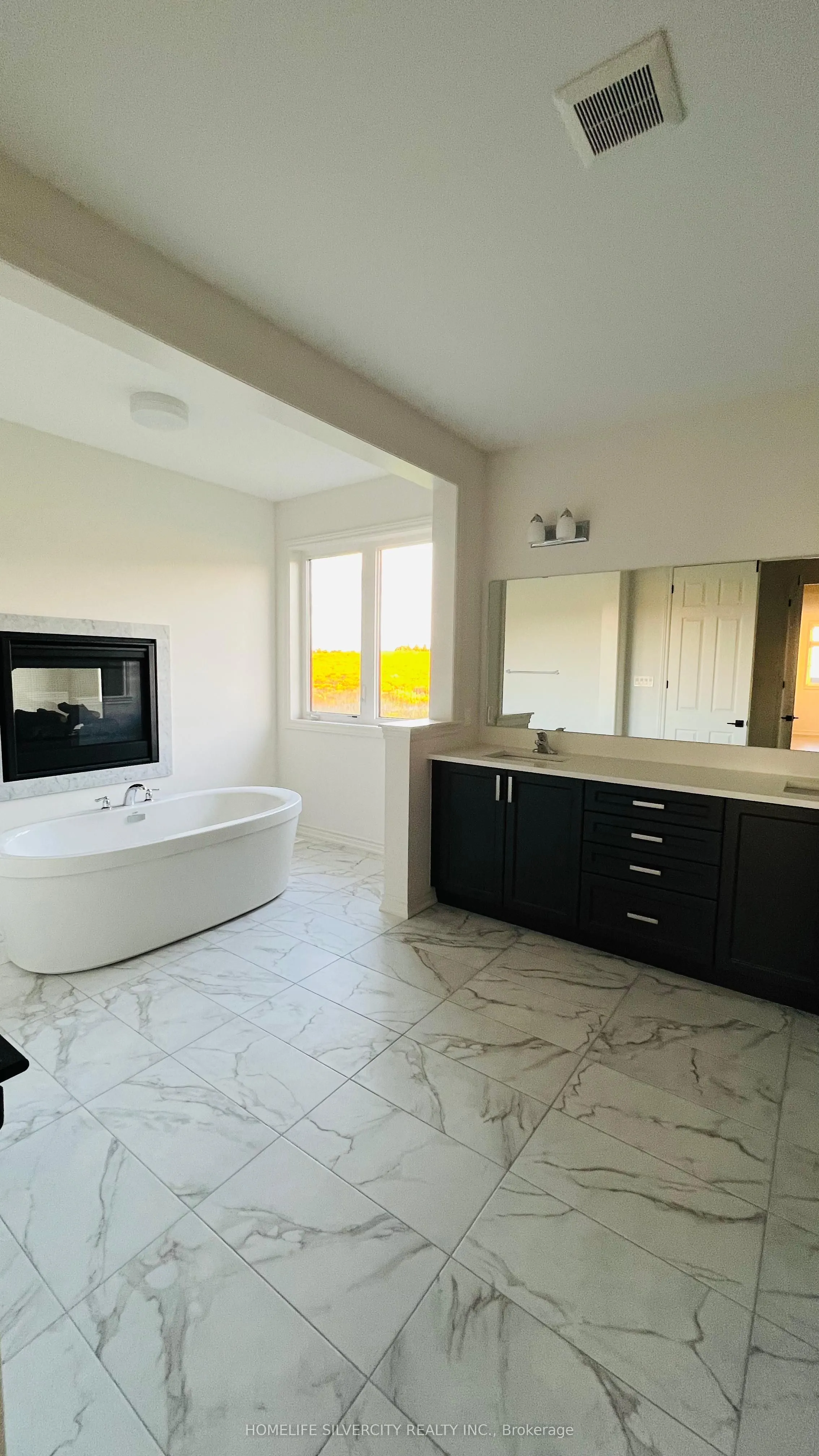 23 Marigold Boulevard E