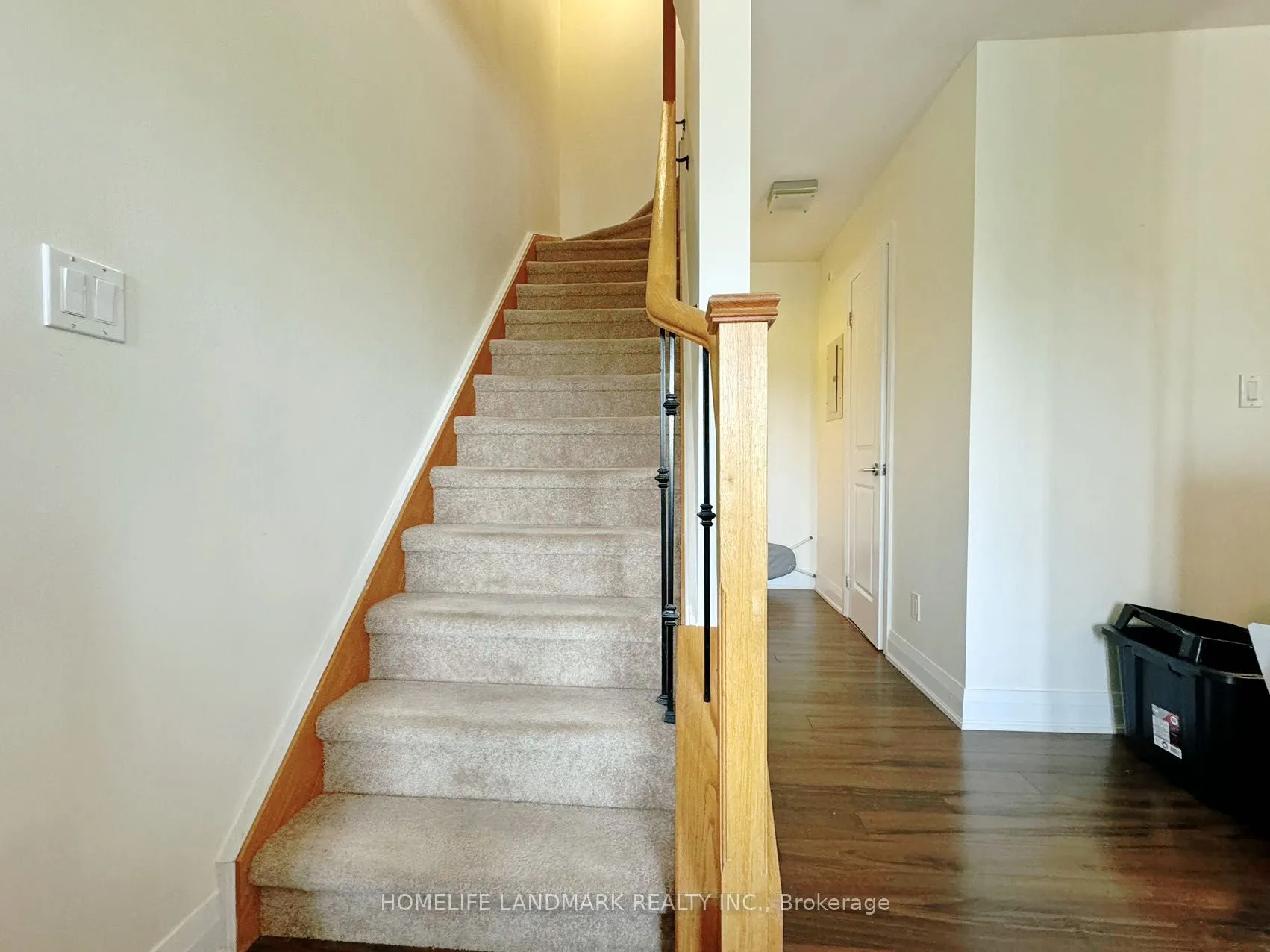 320 John Street, #215